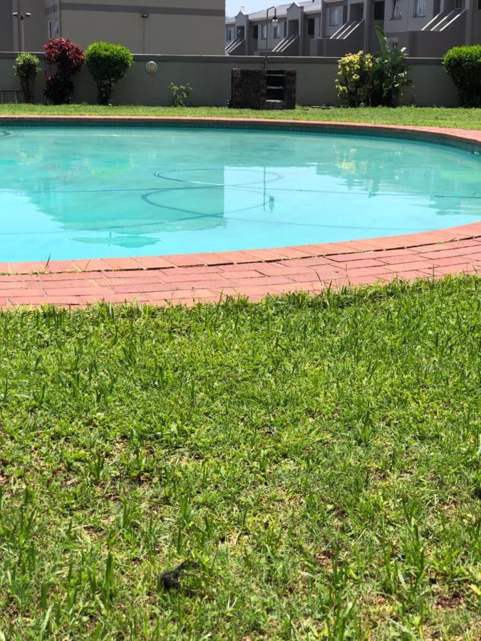 Summer Sands - Durban North Beach Accommodation Εξωτερικό φωτογραφία